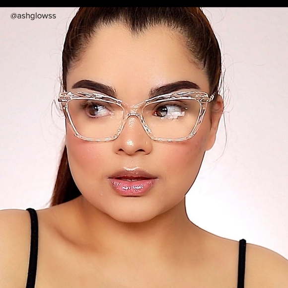 Eyeglasses Frame Measure in the Photo. New Original Package - Picture 3 of 13